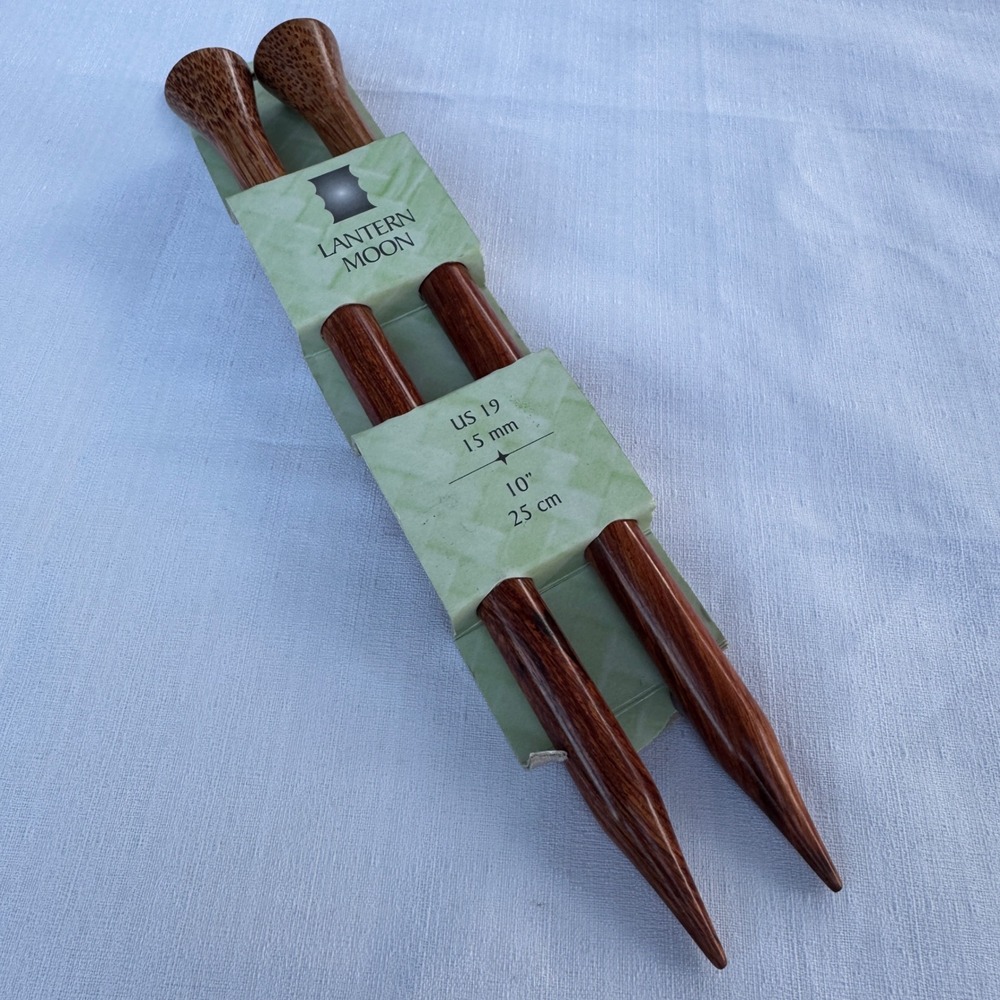 Lantern Moon Knitting Needles US 19 15mm 10" Rosewood Wood Straight Chunky Craft